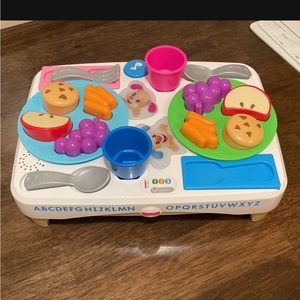 Fisher-Price Laugh & Learn Say Please Snack Set